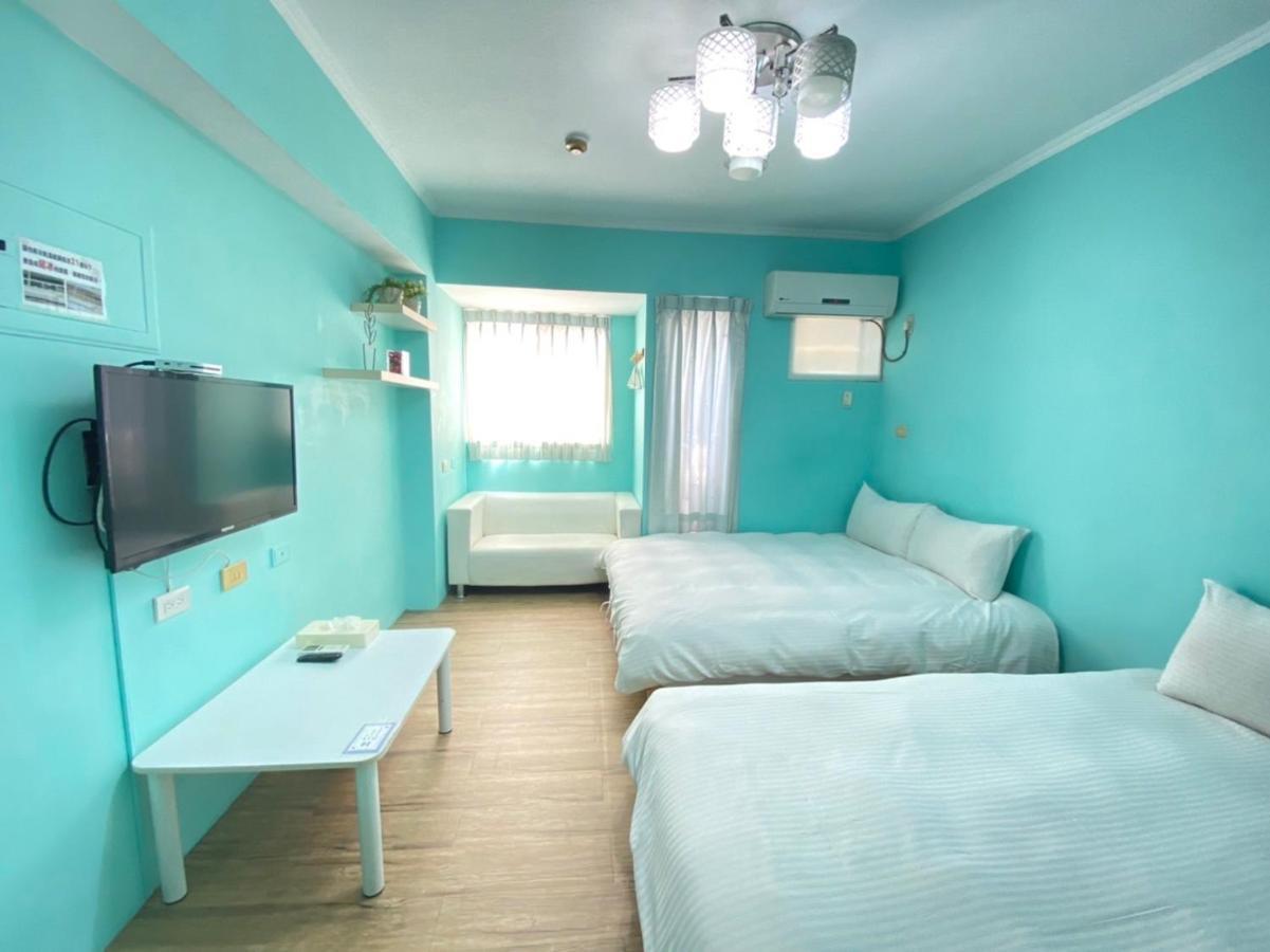 Fj Minihouse Apartamento Taichung Exterior foto