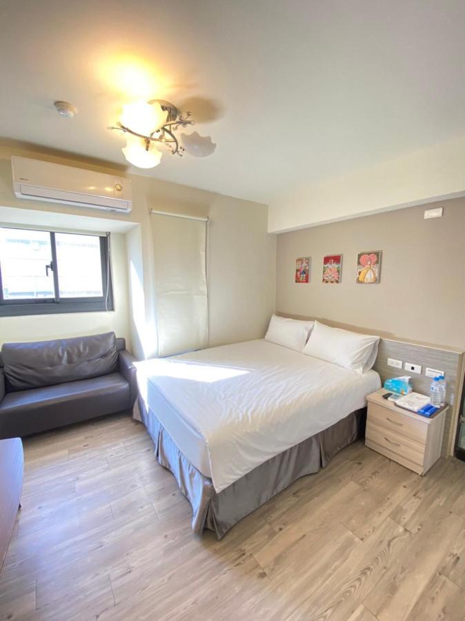 Fj Minihouse Apartamento Taichung Exterior foto